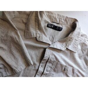 Mountain‎ Hardwear Mens XL Beige Striped Short Sleeve Button Down Shirt